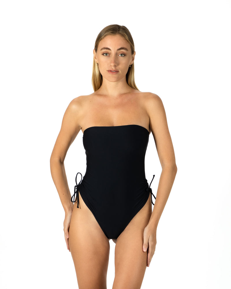 The Classic One Piece - Black